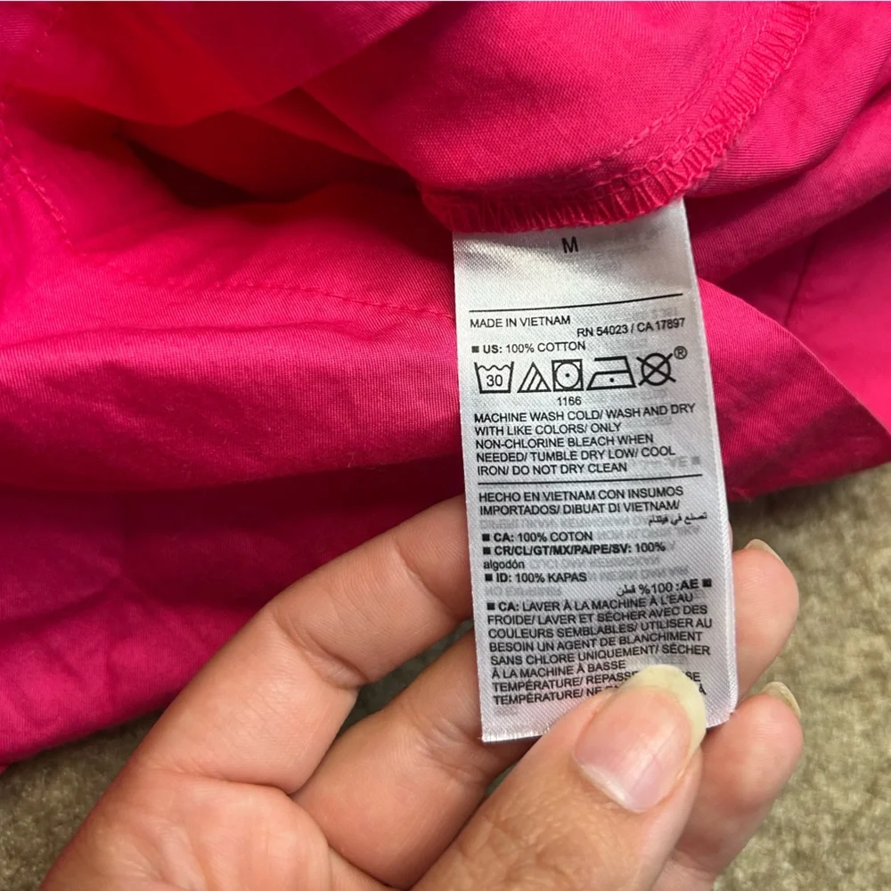 Old Navy Hot Pink Women’s Bermuda Shorts